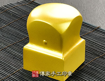 頂級南非黑檀木官帽造型（頂級神明專用金色烤漆）、頂級南非黑檀木官帽造型（頂級神明專用金色烤漆）開運印章、頂級南非黑檀木官帽造型（頂級神明專用金色烤漆）銀行印鑑、頂級南非黑檀木官帽造型（頂級神明專用金色烤漆）印鑑、頂級南非黑檀木官帽造型（頂級神明專用金色烤漆）、頂級南非黑檀木官帽造型（頂級神明專用金色烤漆）臍帶印章、頂級南非黑檀木官帽造型（頂級神明專用金色烤漆）臍帶章、頂級南非黑檀木官帽造型（頂級神明專用金色烤漆）肚臍印章、頂級南非黑檀木官帽造型（頂級神明專用金色烤漆）肚臍章、頂級南非黑檀木官帽造型（頂級神