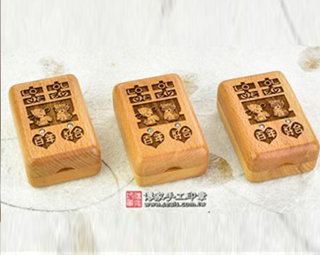 結婚對章櫸木盒：550元（補貨中）