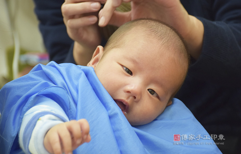 滿月剃頭儀式:仝寶寶剃胎毛照-5