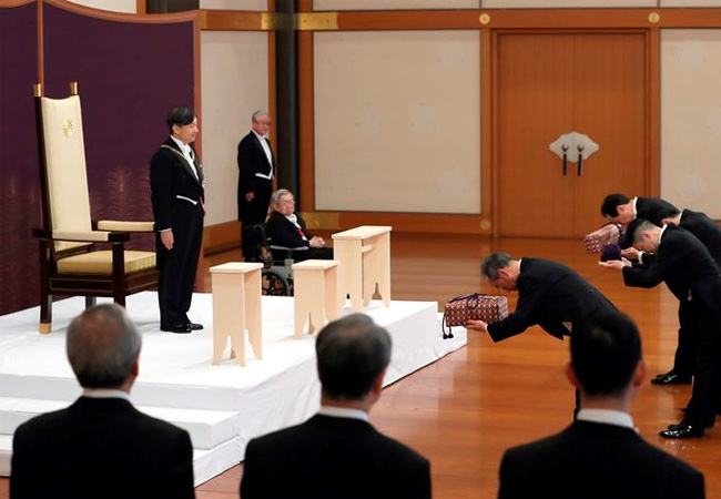 日本的傳國國璽「國印」及日本「天皇御璽」