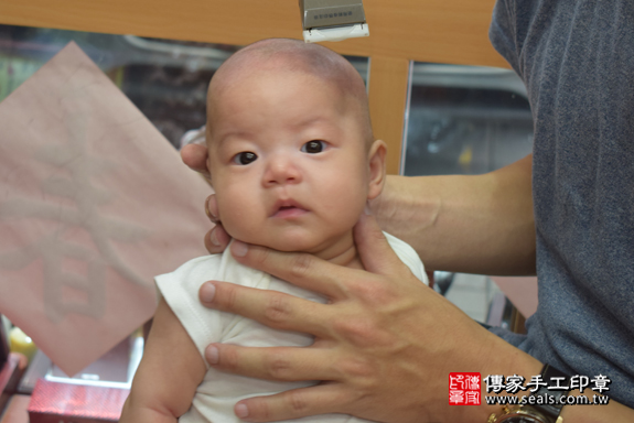 寶寶(高雄鳳山區)--製作胎毛筆、臍帶章、嬰兒三寶。「寶寶滿月剃頭理髮、到府嬰兒滿月理髮」祝福和活動紀錄。照片37