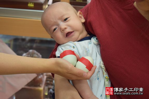 寶寶(高雄鳳山區)--製作胎毛筆、臍帶章、嬰兒三寶。「寶寶滿月剃頭理髮、到府嬰兒滿月理髮」祝福和活動紀錄。照片8