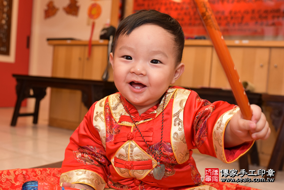 台中市北區林寶寶古禮抓周祝福活動:寶寶特寫照片4