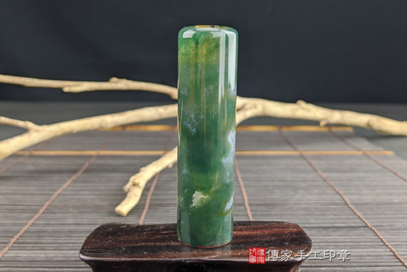 全手工噴砂印章：水草玉臍帶章實際成品、印章作品分享、水草玉印章材質介紹。（臍帶印章、肚臍章、肚臍印章，一圓一方）傳家手工印章高雄店。2020.08.10，照片1