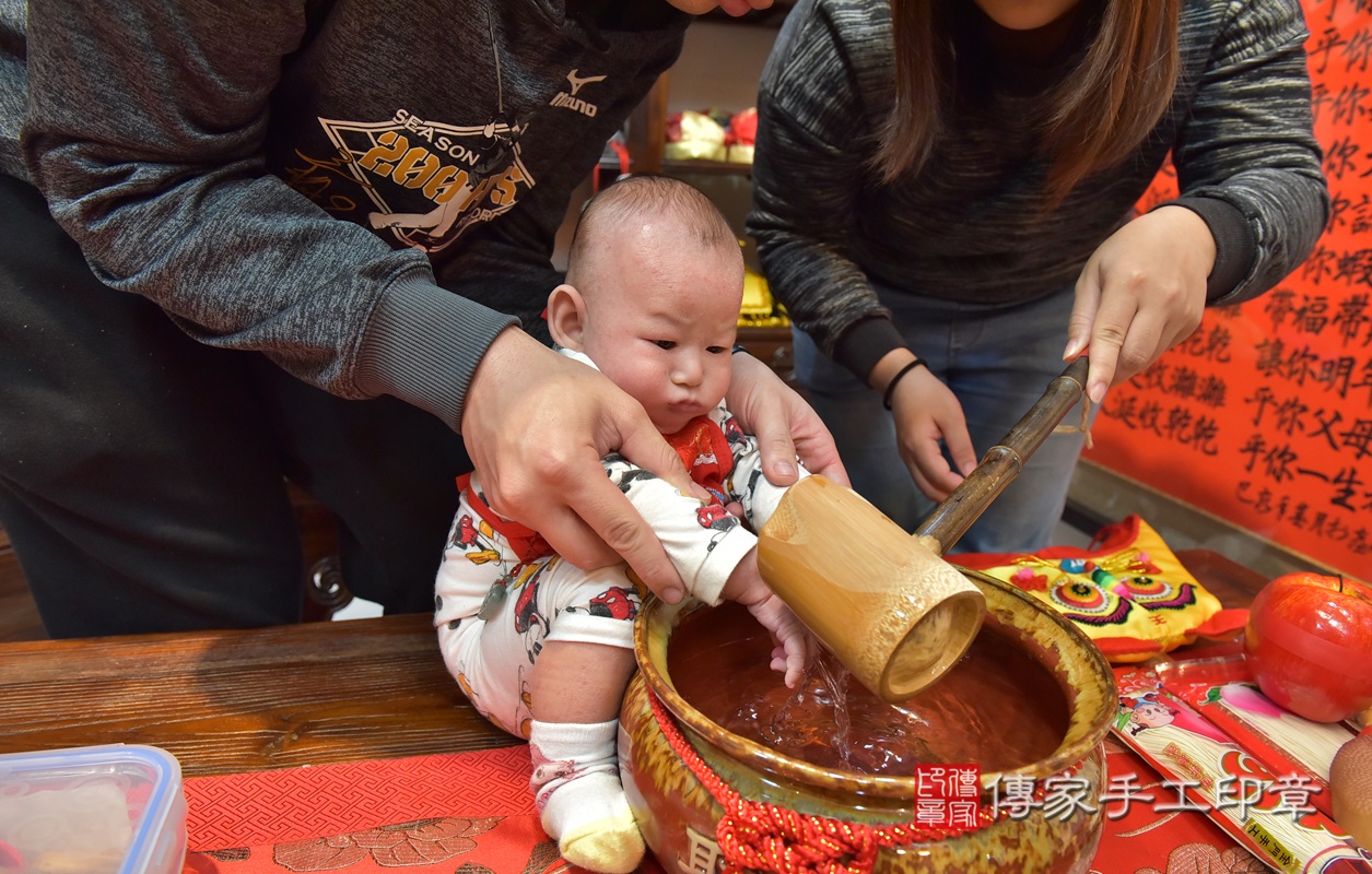 新竹市香山區曾寶寶古禮收涎祝福活動。2020.04.25 照片4