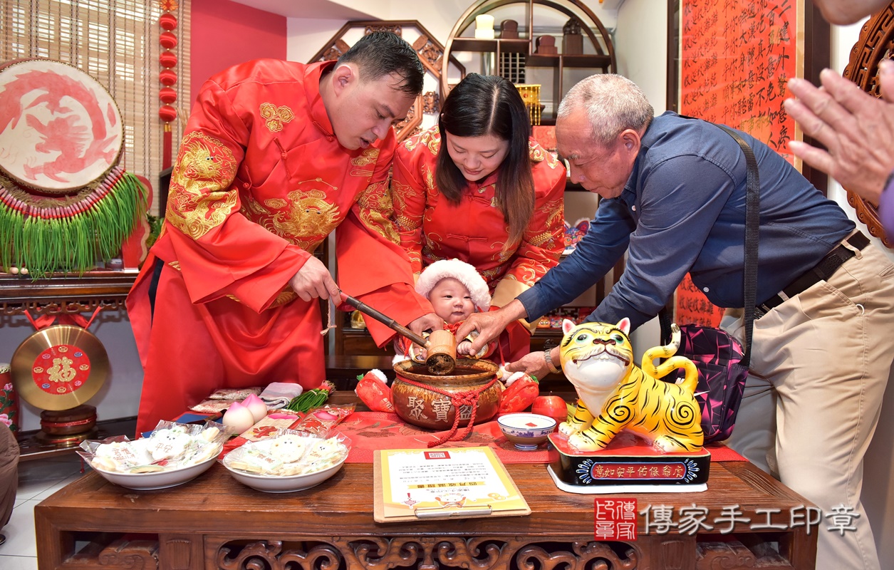 新竹市香山區魏寶寶古禮收涎祝福活動。2021.03.19 照片12