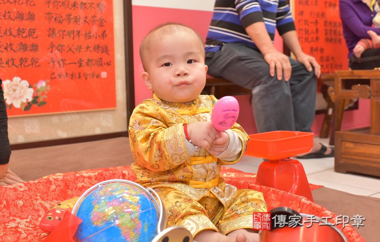 北區陳寶寶古禮抓周：周歲抓周活動和儀式，一切圓滿。照片7