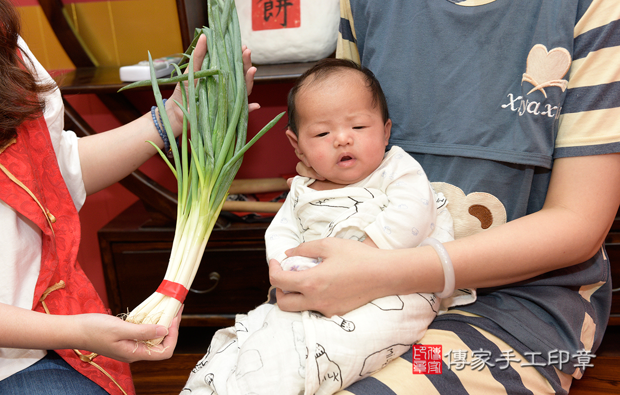 讓劉寶寶的腦筋動得快，讀書一級棒，過目不忘，考試都是第一名！  將來念北一女，念台大，出國念書哦！