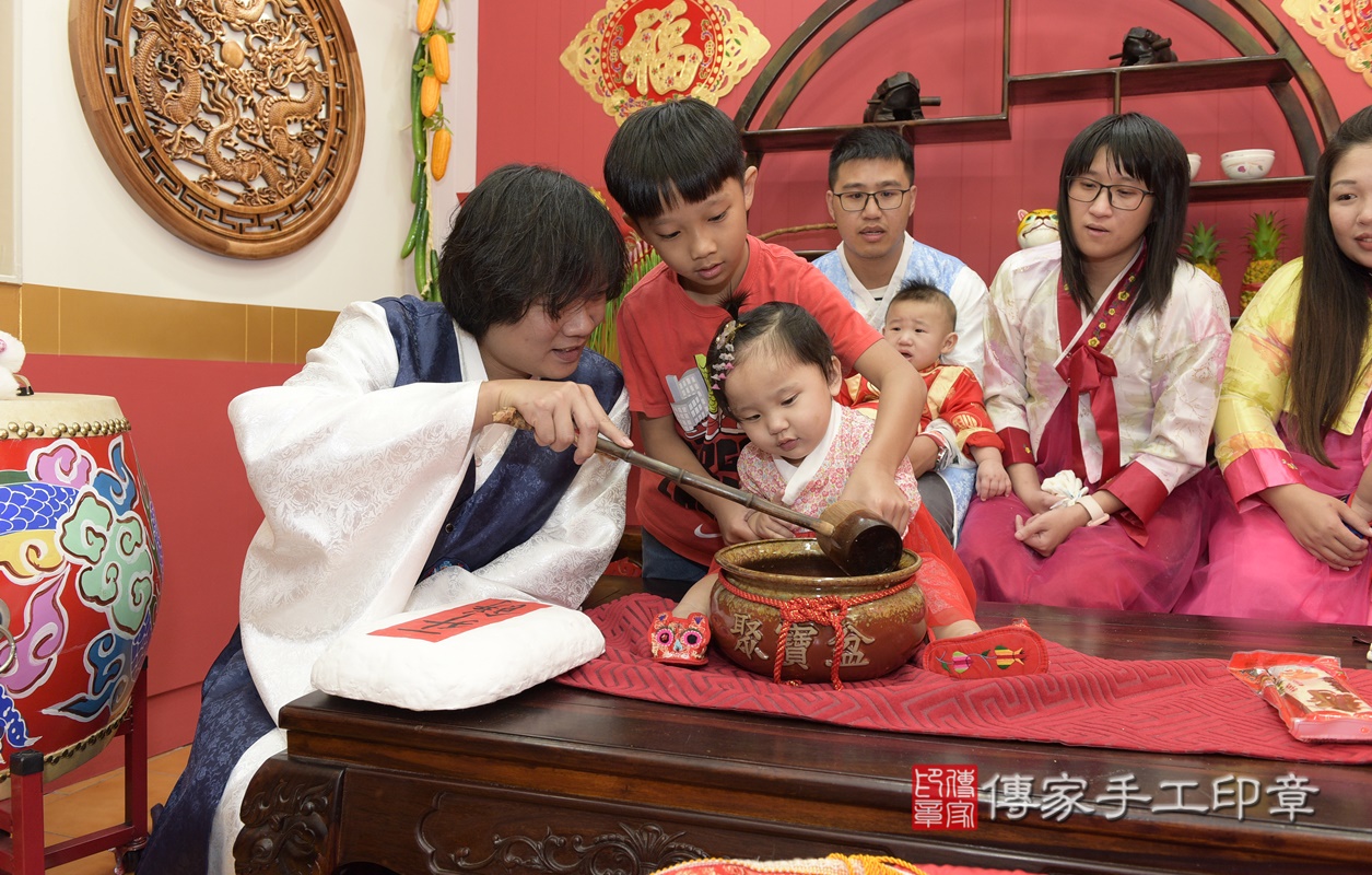 桃園市八德區張寶寶(雙胞胎)和江寶寶古禮抓周祝福活動。2020.11.28 照片12