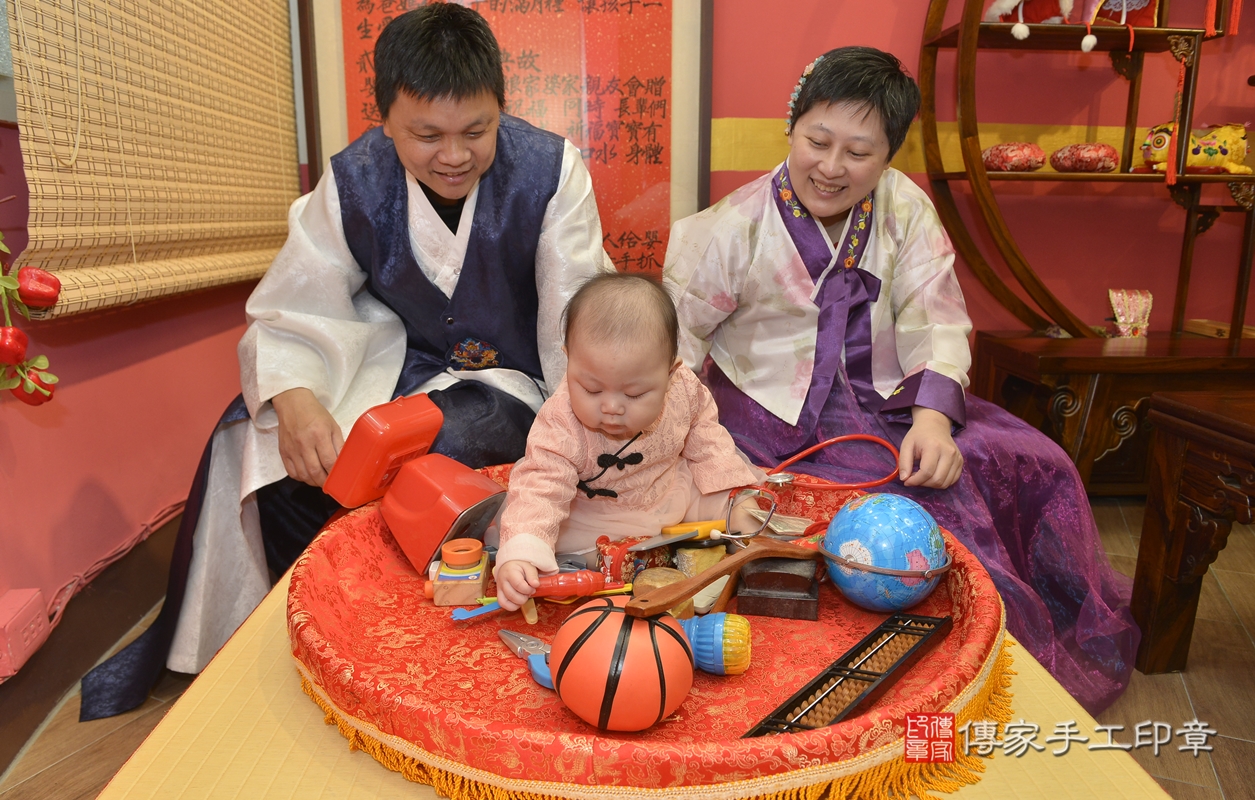 新北市永和區蔡寶寶古禮抓周祝福活動。2021.12.28 照片7