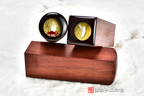 傳家手工印章實際成品：雞血紅木：狗來富印章、貓來起大厝印章