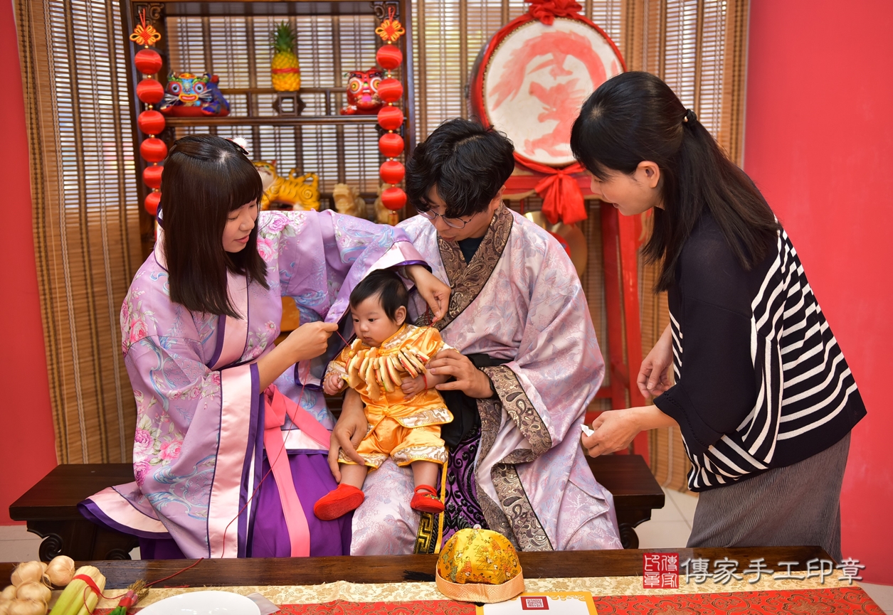 高雄市鳳山區黃寶寶古禮收涎祝福活動。2022.04.09 照片16