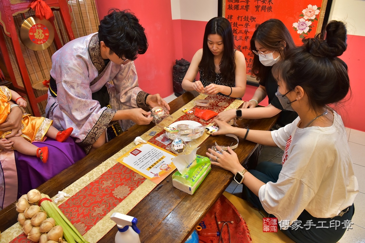 高雄市鳳山區黃寶寶古禮收涎祝福活動。2022.04.09 照片18