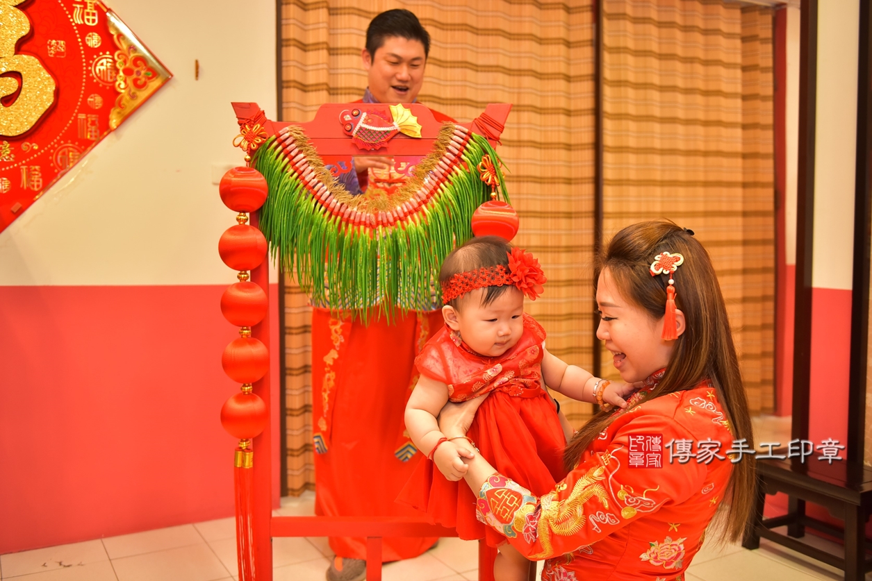 高雄市鳳山區戴寶寶古禮抓周祝福活動。2022.04.03 照片17