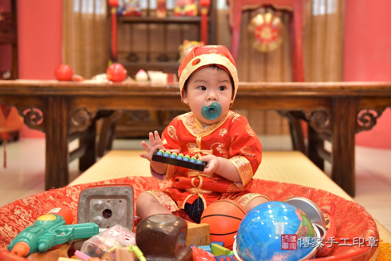 高雄市鳳山區康寶寶古禮抓周祝福活動。2022.06.25 照片2