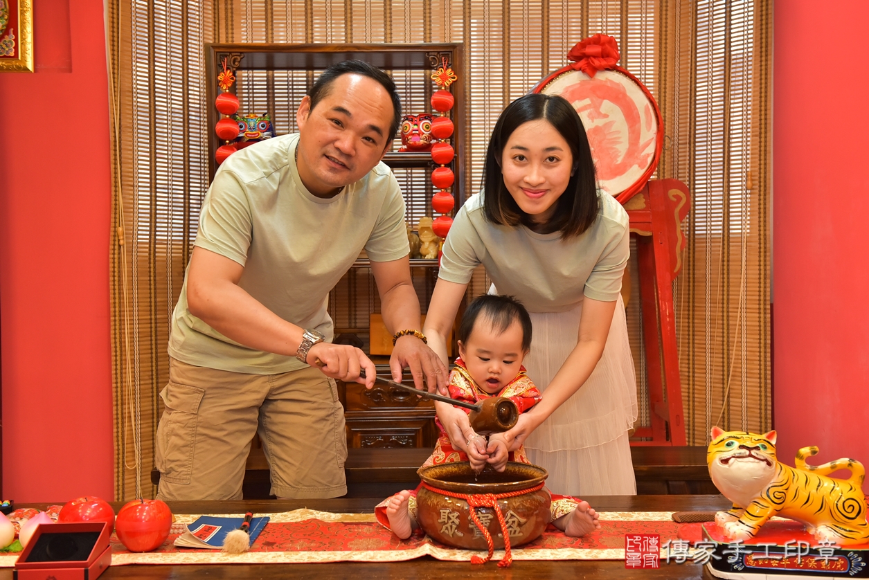 高雄市鳳山區楊寶寶古禮抓周祝福活動。2022.05.11 照片5