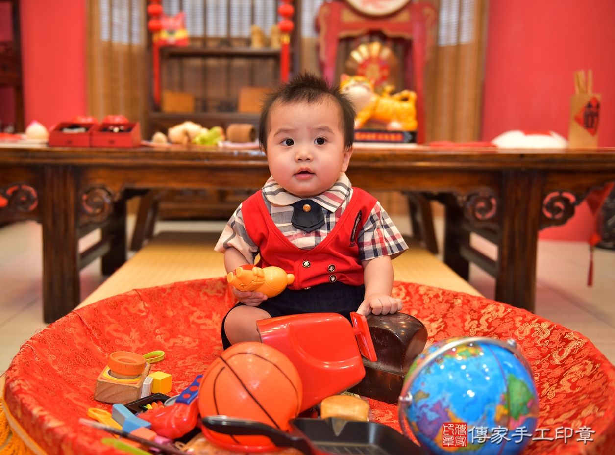 高雄市鳳山區靳寶寶古禮抓周祝福活動。2022.06.13 照片1