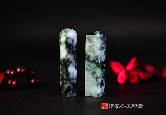 玉石界中的-王者榮耀-花青緬甸玉 傳家手工印章 台南店112.3.31