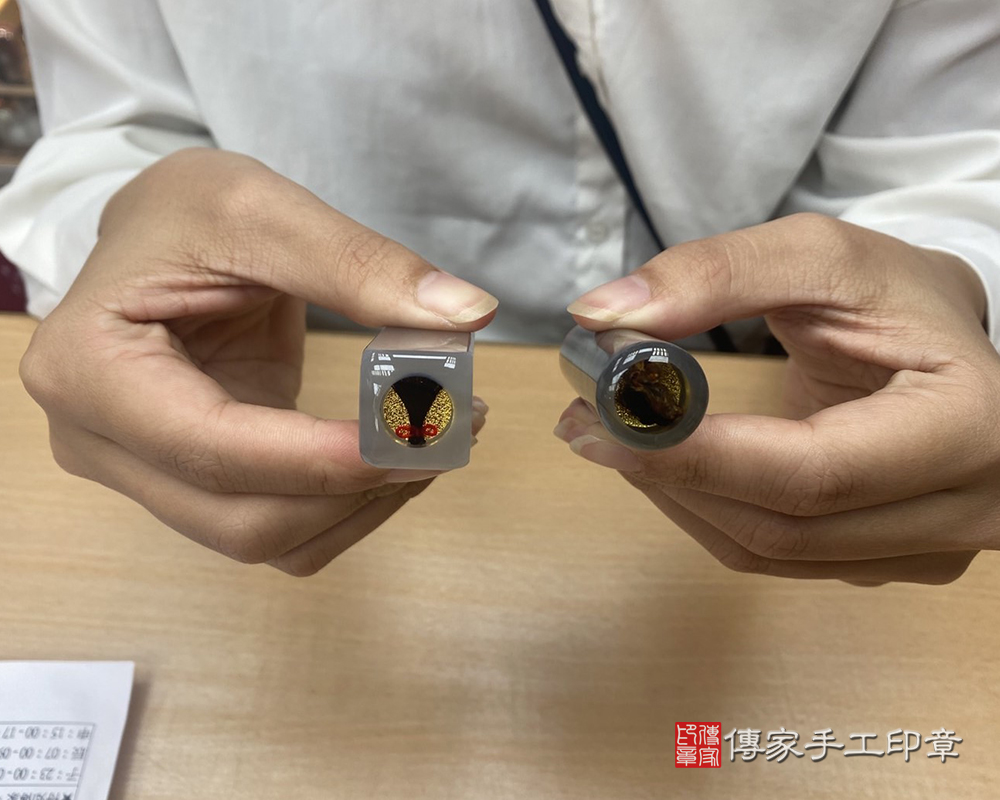 顧客滿意推薦：傳家嬰兒烤漆小三寶、半手工噴砂原色瑪瑙臍髮印章、胎毛筆。新竹縣芎林鄉-范小姐。112.11.05