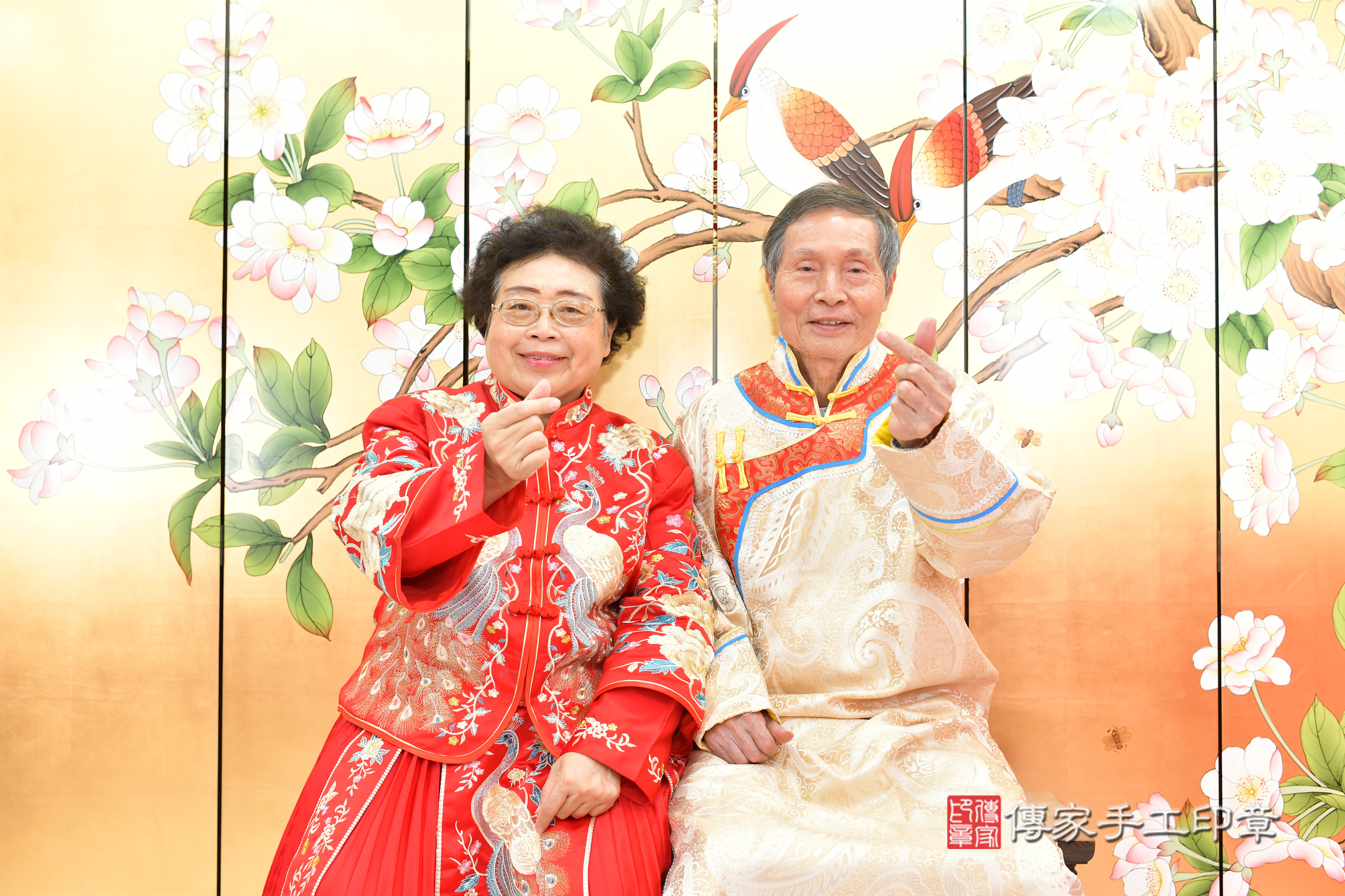 賴寶寶(台中市北區嬰兒寶寶滿月剃頭理髮、嬰兒剃胎毛儀式吉祥話)。中國風會場，爸媽寶貝穿「日中韓」古裝禮服。專業拍照、證書。★購買「臍帶章、肚臍章、胎毛筆刷印章」贈送：剃頭、收涎、抓周，三選一。2024.2.1，照片10