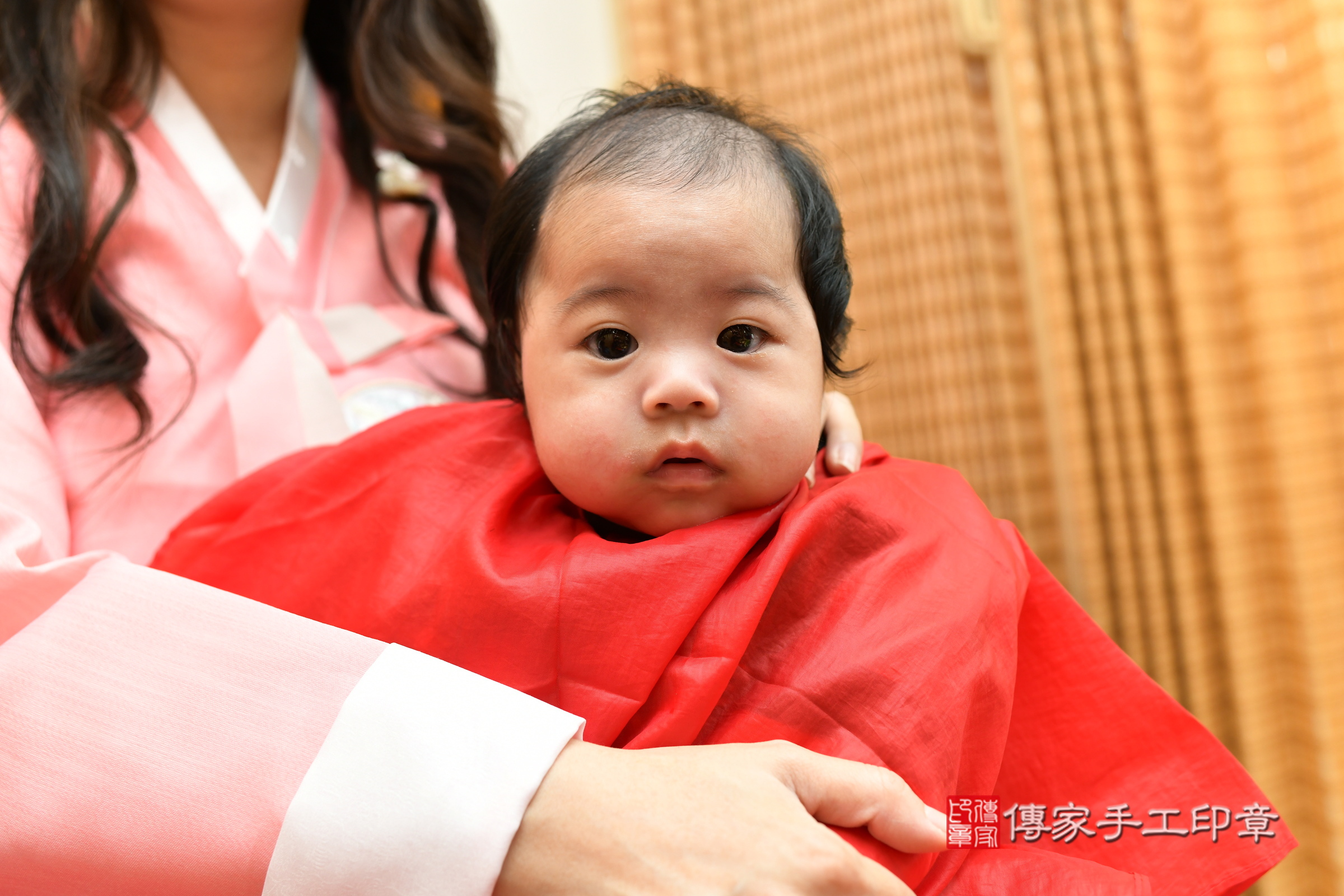 瑞瑞寶寶(台北市大同區嬰兒寶寶滿月剃頭理髮、嬰兒剃胎毛儀式吉祥話)。中國風會場，爸媽寶貝穿「日中韓」古裝禮服。專業拍照、證書。★購買「臍帶章、肚臍章、胎毛筆刷印章」贈送：剃頭、收涎、抓周，三選一。2024.3.10，照片19