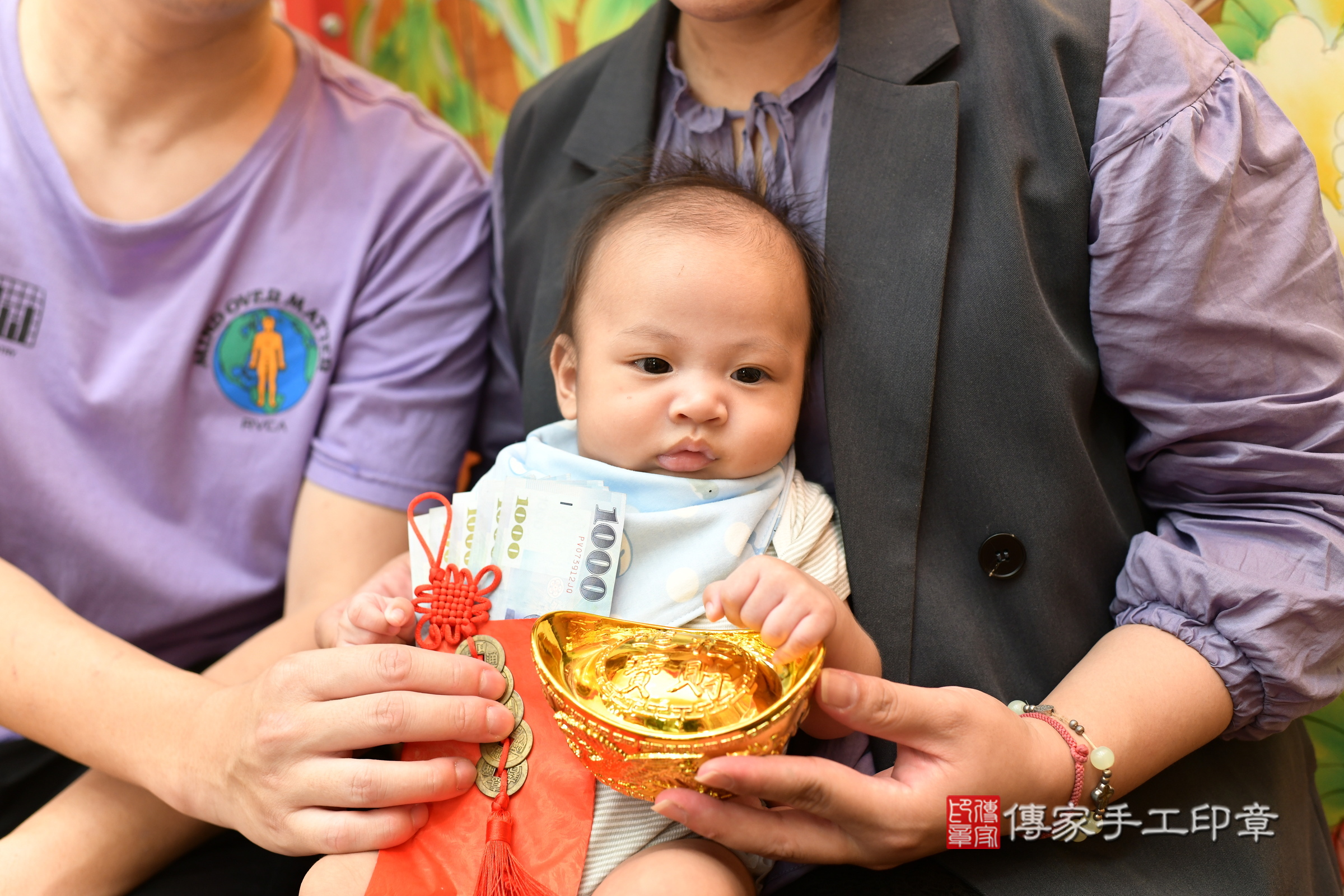 小碩寶寶(台北市大同區嬰兒寶寶滿月剃頭理髮、嬰兒剃胎毛儀式吉祥話)。中國風會場，爸媽寶貝穿「日中韓」古裝禮服。專業拍照、證書。★購買「臍帶章、肚臍章、胎毛筆刷印章」贈送：剃頭、收涎、抓周，三選一。2024.4.27，照片17