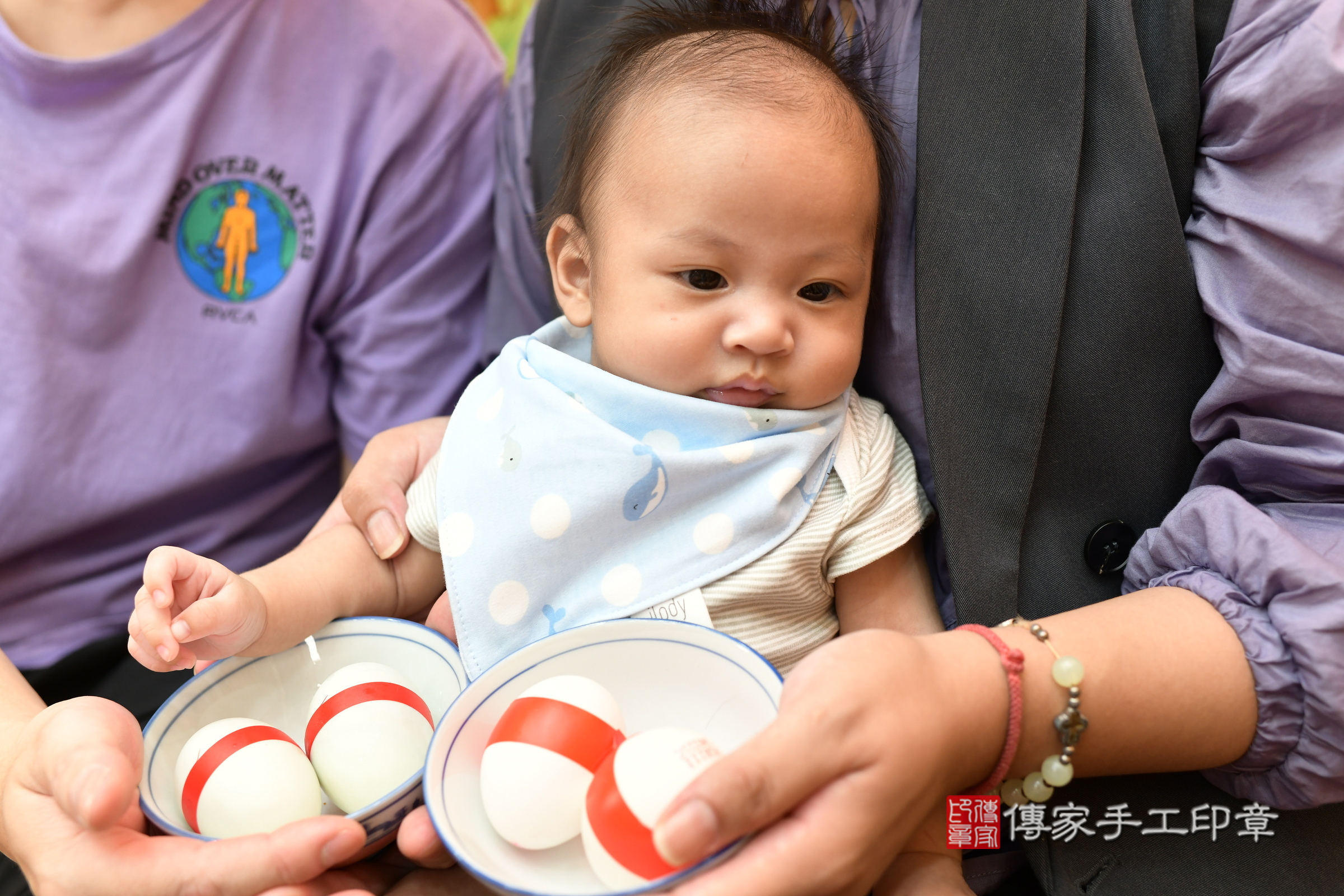 小碩寶寶(台北市大同區嬰兒寶寶滿月剃頭理髮、嬰兒剃胎毛儀式吉祥話)。中國風會場，爸媽寶貝穿「日中韓」古裝禮服。專業拍照、證書。★購買「臍帶章、肚臍章、胎毛筆刷印章」贈送：剃頭、收涎、抓周，三選一。2024.4.27，照片7