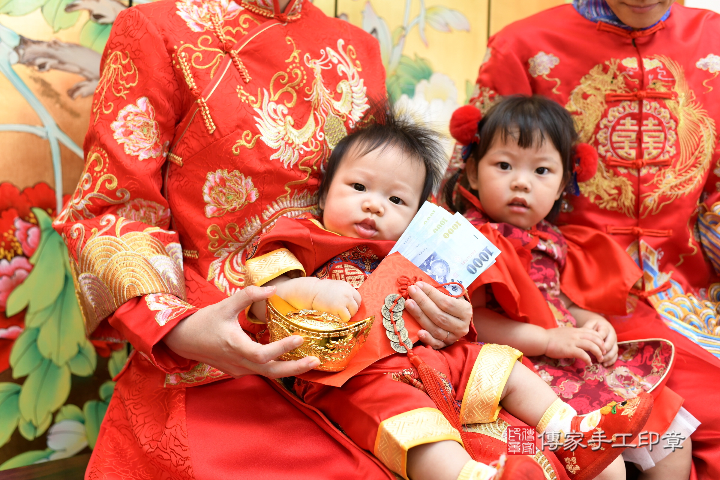 小勝寶寶(台北市大同區嬰兒寶寶滿月剃頭理髮、嬰兒剃胎毛儀式吉祥話)。中國風會場，爸媽寶貝穿「日中韓」古裝禮服。專業拍照、證書。★購買「臍帶章、肚臍章、胎毛筆刷印章」贈送：剃頭、收涎、抓周，三選一。2024.5.25，照片14