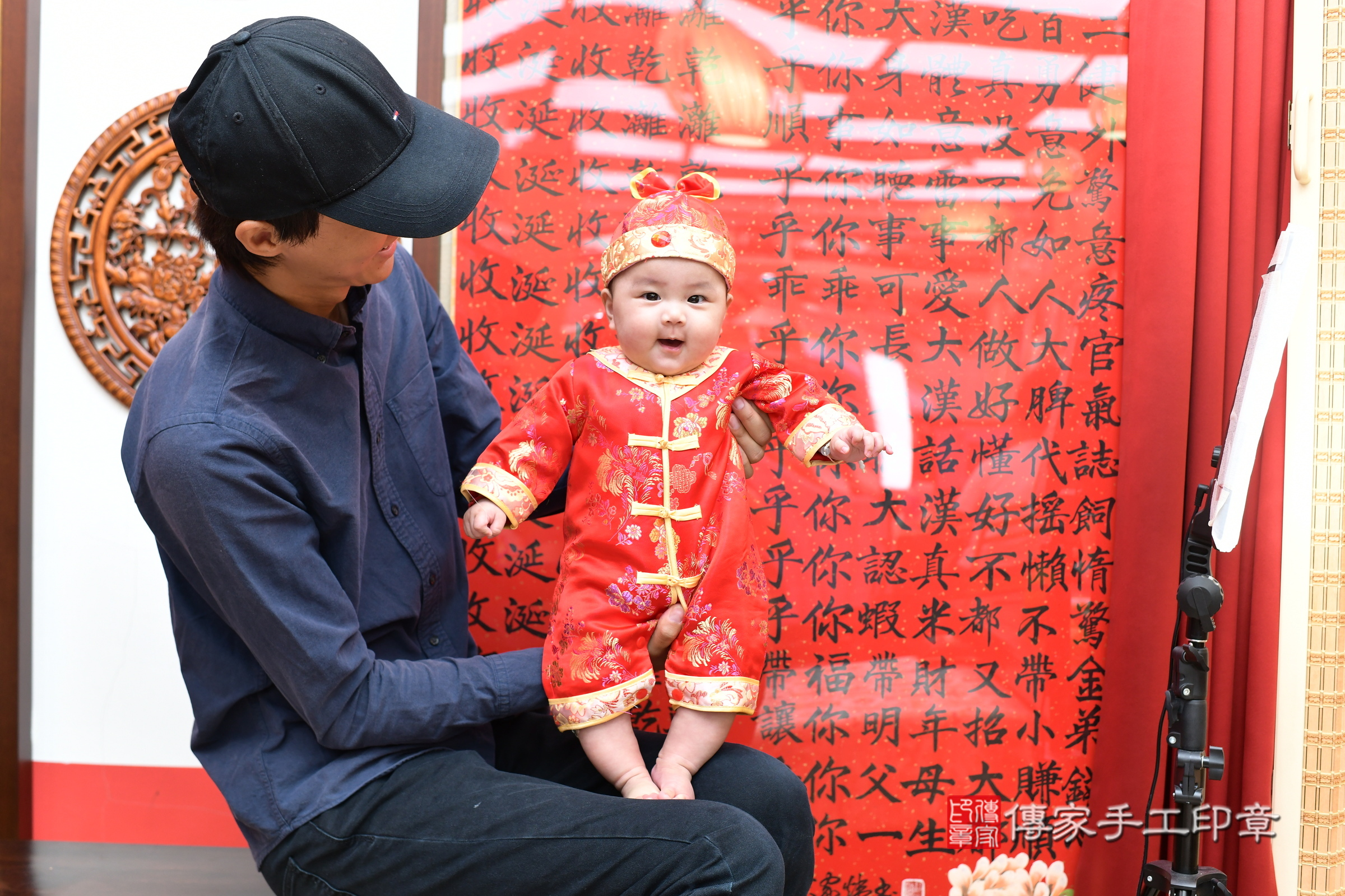 小晞寶寶(台北市大同區嬰兒寶寶滿月剃頭理髮、嬰兒剃胎毛儀式吉祥話)。中國風會場，爸媽寶貝穿「日中韓」古裝禮服。專業拍照、證書。★購買「臍帶章、肚臍章、胎毛筆刷印章」贈送：剃頭、收涎、抓周，三選一。2024.6.8，照片8