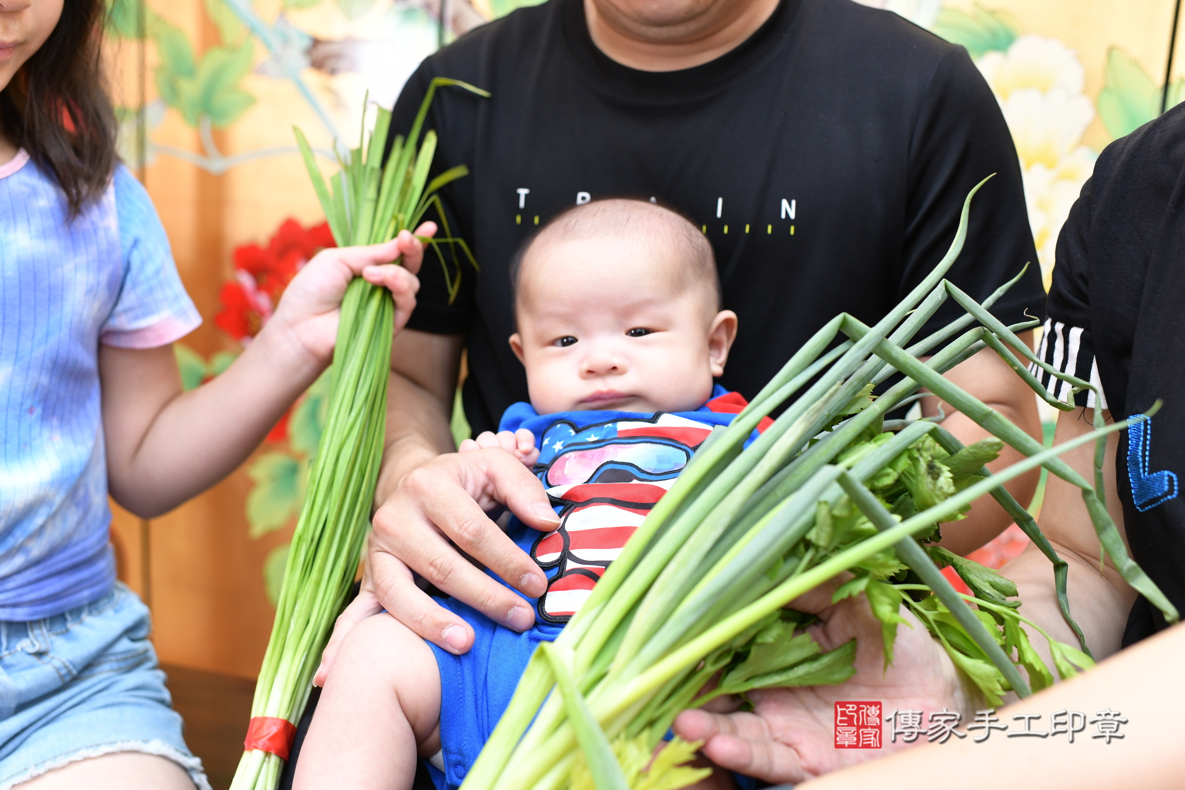 小瑞寶寶(台北市大同區嬰兒寶寶滿月剃頭理髮、嬰兒剃胎毛儀式吉祥話)。中國風會場，爸媽寶貝穿「日中韓」古裝禮服。專業拍照、證書。★購買「臍帶章、肚臍章、胎毛筆刷印章」贈送：剃頭、收涎、抓周，三選一。2024.6.22，照片14