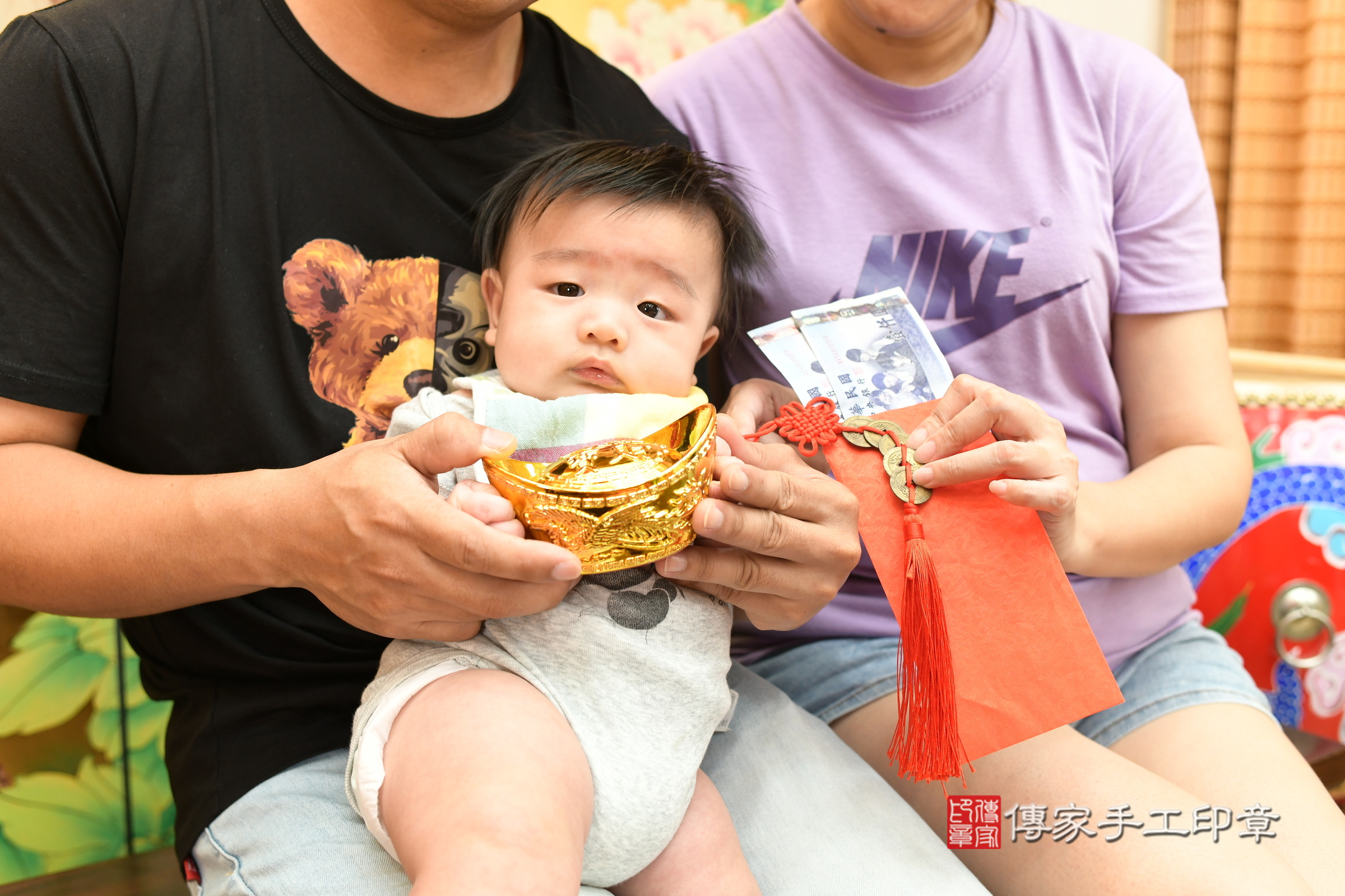 小夏寶寶(台北市大同區嬰兒寶寶滿月剃頭理髮、嬰兒剃胎毛儀式吉祥話)。中國風會場，爸媽寶貝穿「日中韓」古裝禮服。專業拍照、證書。★購買「臍帶章、肚臍章、胎毛筆刷印章」贈送：剃頭、收涎、抓周，三選一。2024.8.15，照片18