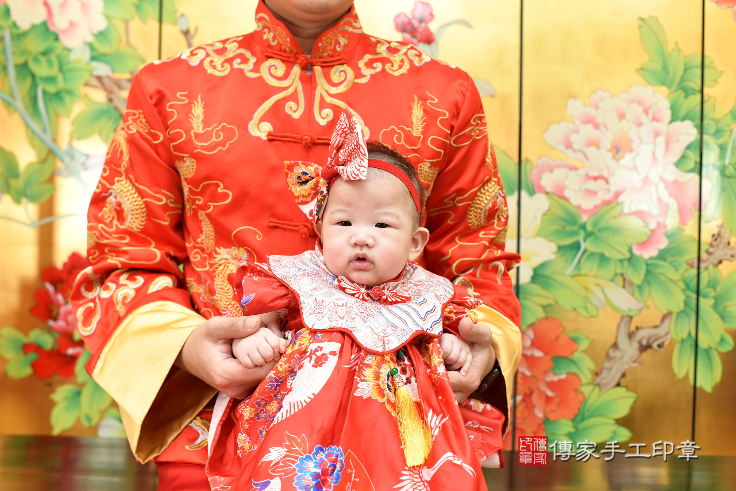 台北市大同區小曦寶寶收涎推薦：傳家台北店收涎中國風會場，嬰兒古禮收涎收口水流程儀式、收涎吉祥話、收涎餅乾、收涎拍照。收涎證書。2024.8.6，照片7