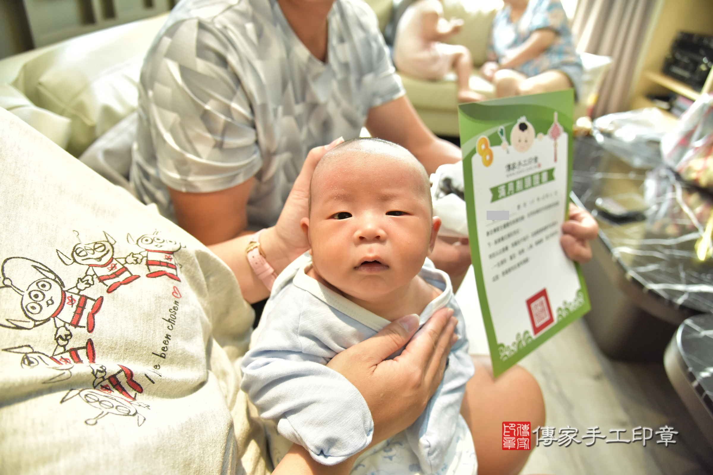 小元寶寶(新北市板橋區到府嬰兒小元寶寶滿月剃頭理髮、到府嬰兒剃胎毛儀式吉祥話)。到府剃頭剃胎毛主持、專業拍照、證書。★購買「臍帶章、肚臍章、胎毛筆刷印章」贈送：剃頭、收涎、抓周，三選一。2024.8.31，照片14