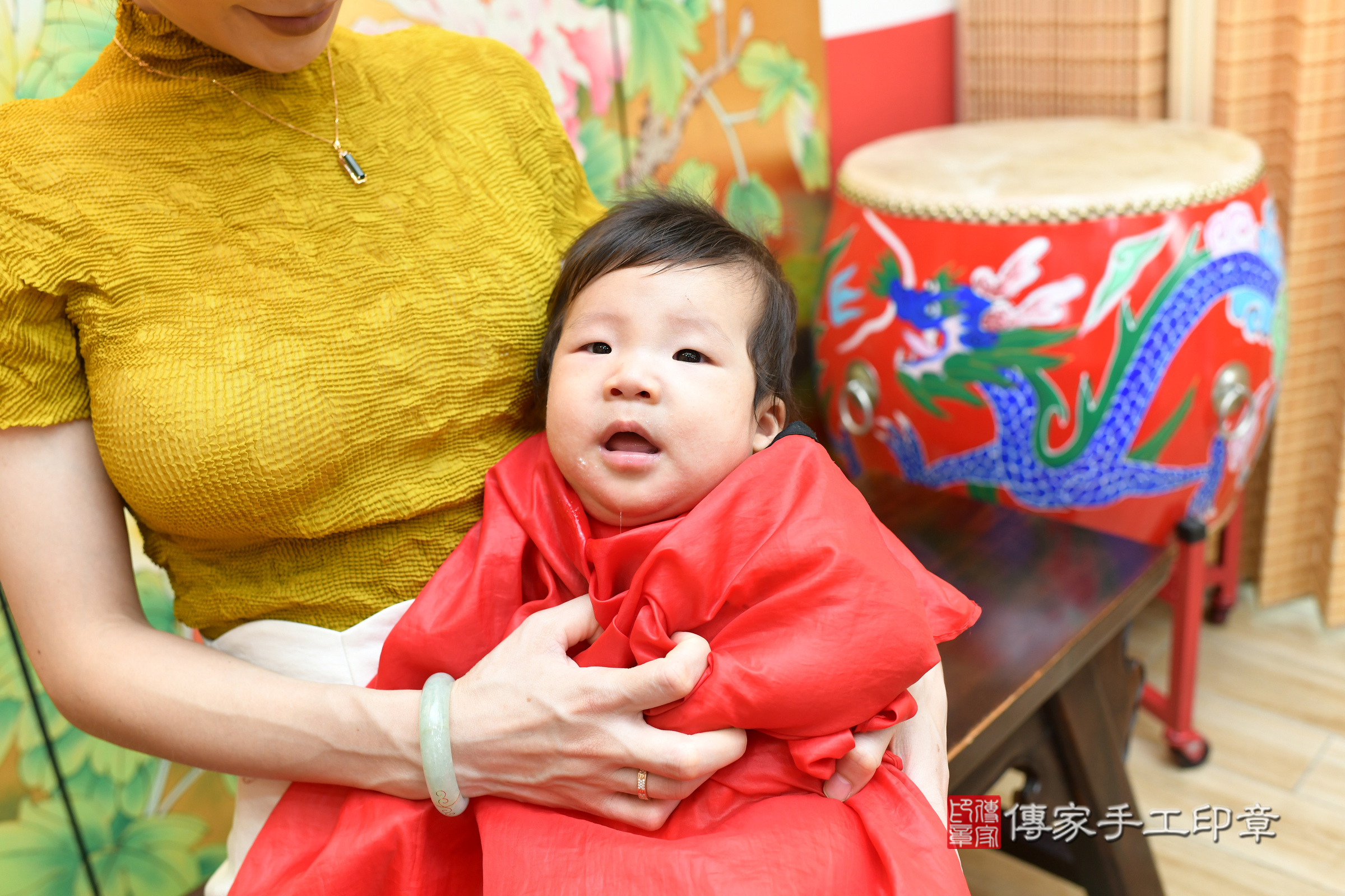 星星寶寶(台北市大同區嬰兒寶寶滿月剃頭理髮、嬰兒剃胎毛儀式吉祥話)。中國風會場，爸媽寶貝穿「日中韓」古裝禮服。專業拍照、證書。★購買「臍帶章、肚臍章、胎毛筆刷印章」贈送：剃頭、收涎、抓周，三選一。2024.8.2，照片13