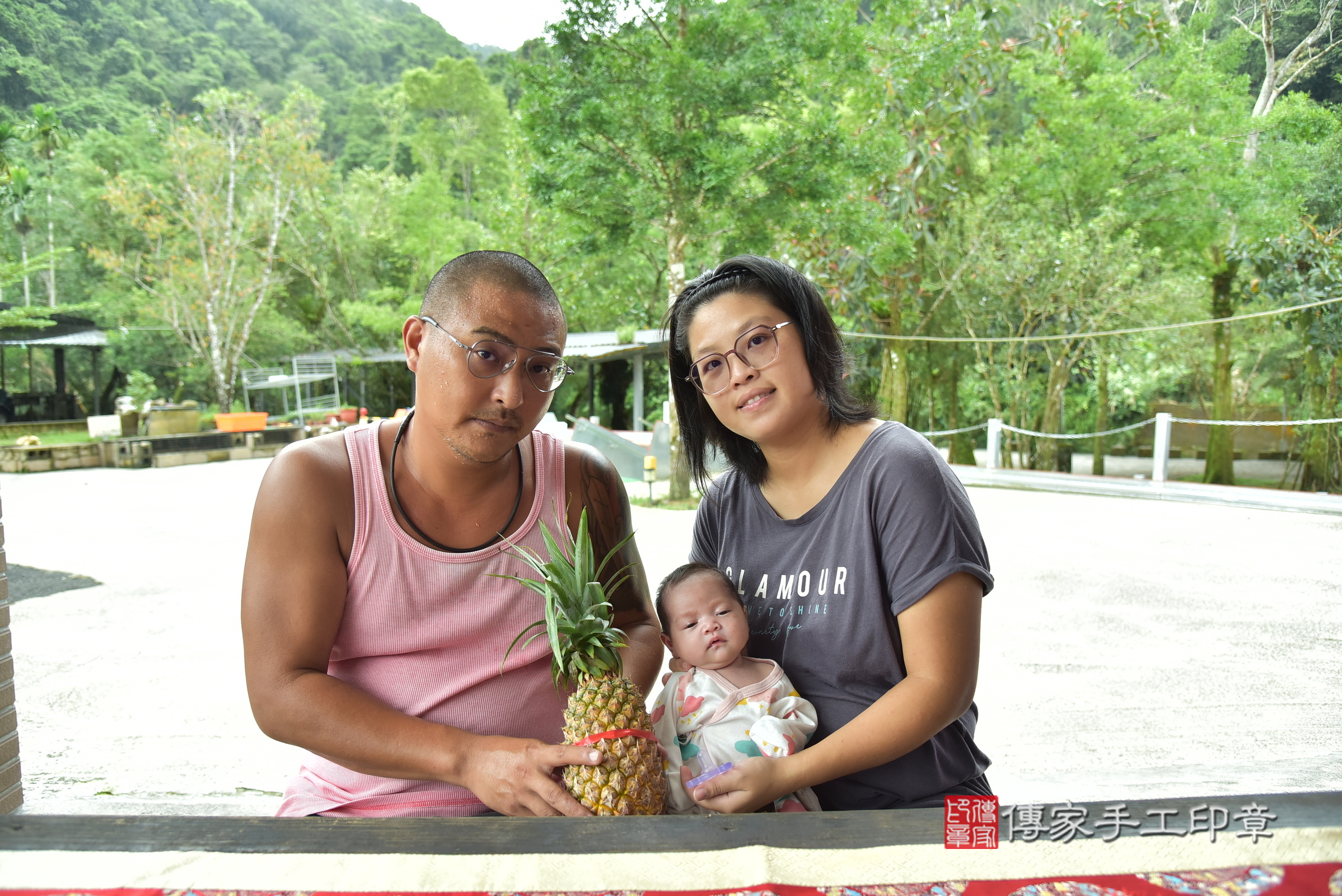 星星寶寶(新北市坪林區到府嬰兒星星寶寶滿月剃頭理髮、到府嬰兒剃胎毛儀式吉祥話)。到府剃頭剃胎毛主持、專業拍照、證書。★購買「臍帶章、肚臍章、胎毛筆刷印章」贈送：剃頭、收涎、抓周，三選一。2024.9.26，照片7