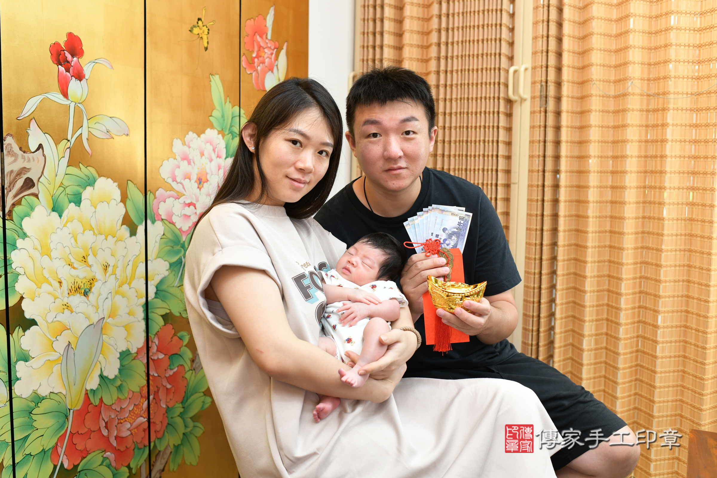 妍妍寶寶(台北市大同區嬰兒寶寶滿月剃頭理髮、嬰兒剃胎毛儀式吉祥話)。中國風會場，爸媽寶貝穿「日中韓」古裝禮服。專業拍照、證書。★購買「臍帶章、肚臍章、胎毛筆刷印章」贈送：剃頭、收涎、抓周，三選一。2024.9.23，照片21