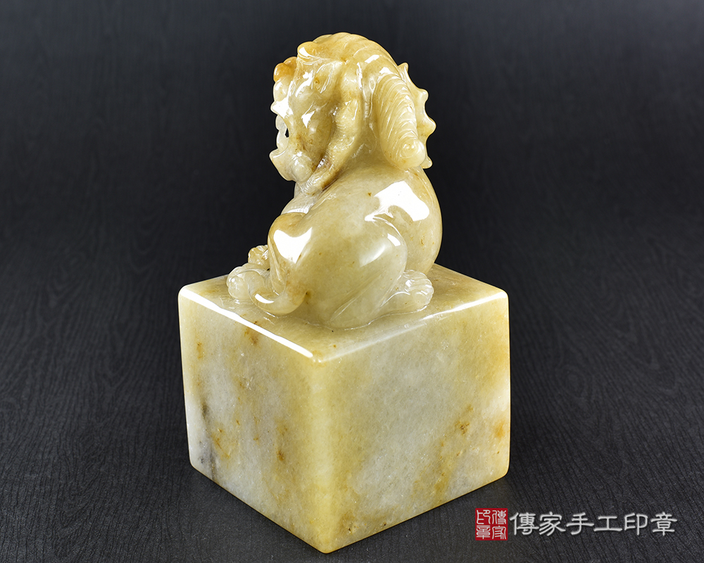 傳家手工印章實際成品：頂級新疆黃玉精雕貔貅廟章：廟章、神明印章、大印章