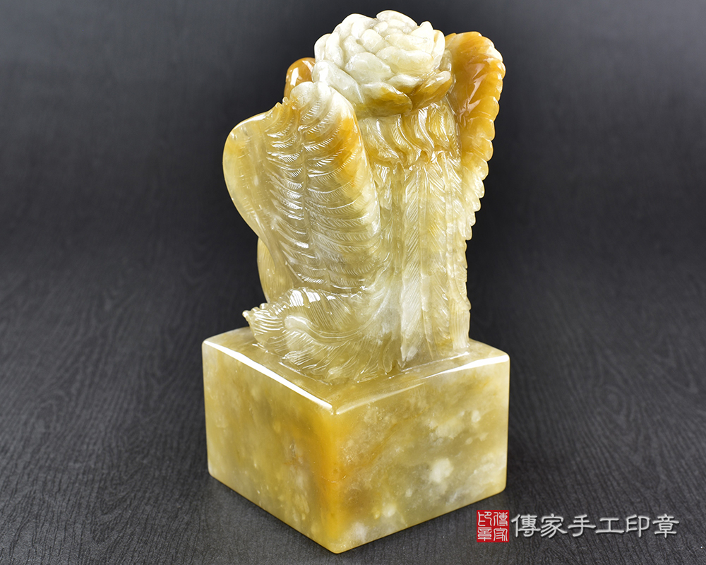 傳家手工印章實際成品：頂級新疆黃玉精雕鳳凰于飛廟章：廟章、神明印章、大印章