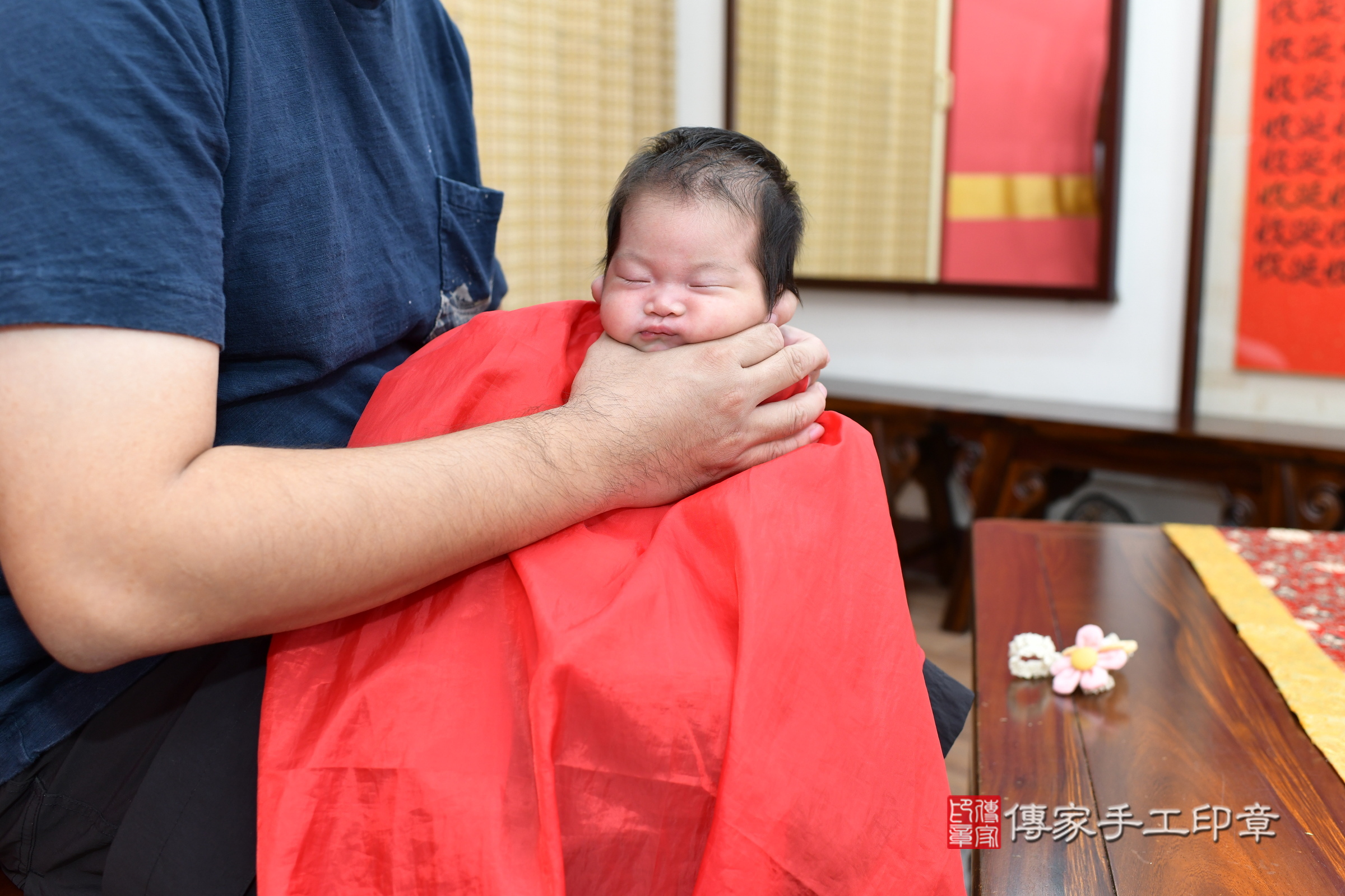 晴晴寶寶(新北市永和區嬰兒寶寶滿月剃頭理髮、嬰兒剃胎毛儀式吉祥話)。中國風會場，爸媽寶貝穿「日中韓」古裝禮服。專業拍照、證書。★購買「臍帶章、肚臍章、胎毛筆刷印章」贈送：剃頭、收涎、抓周，三選一。2024.10.12，照片8