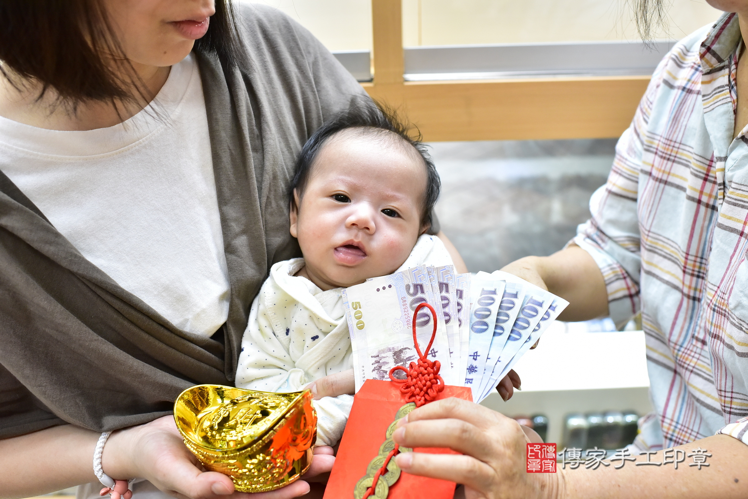 甯甯寶寶(新北市永和區嬰兒寶寶滿月剃頭理髮、嬰兒剃胎毛儀式吉祥話)。中國風會場，爸媽寶貝穿「日中韓」古裝禮服。專業拍照、證書。★購買「臍帶章、肚臍章、胎毛筆刷印章」贈送：剃頭、收涎、抓周，三選一。2024.10.21，照片8