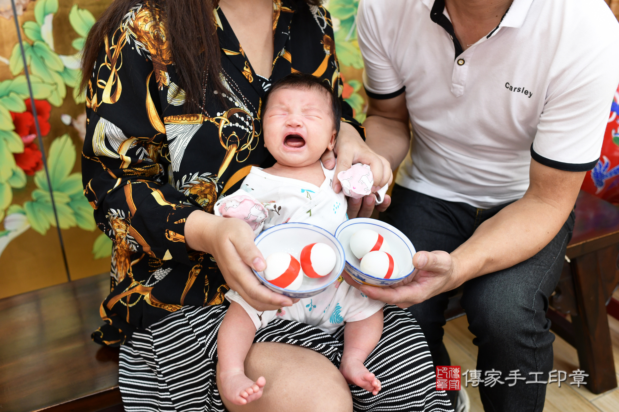 小茹寶寶(台北市大同區嬰兒寶寶滿月剃頭理髮、嬰兒剃胎毛儀式吉祥話)。中國風會場，爸媽寶貝穿「日中韓」古裝禮服。專業拍照、證書。★購買「臍帶章、肚臍章、胎毛筆刷印章」贈送：剃頭、收涎、抓周，三選一。2024.11.13，照片7