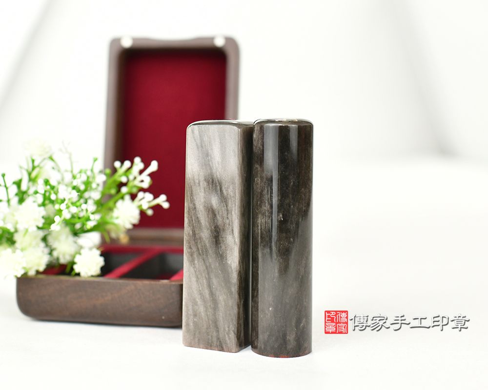 像星河一樣閃耀~銀曜石臍帶印章、胎毛印章、發財章 傳家手工印章台南店113.12.23 像星河一樣閃耀~銀曜石臍帶印章、胎毛印章、發財章 傳家手工印章台南店113.12.23