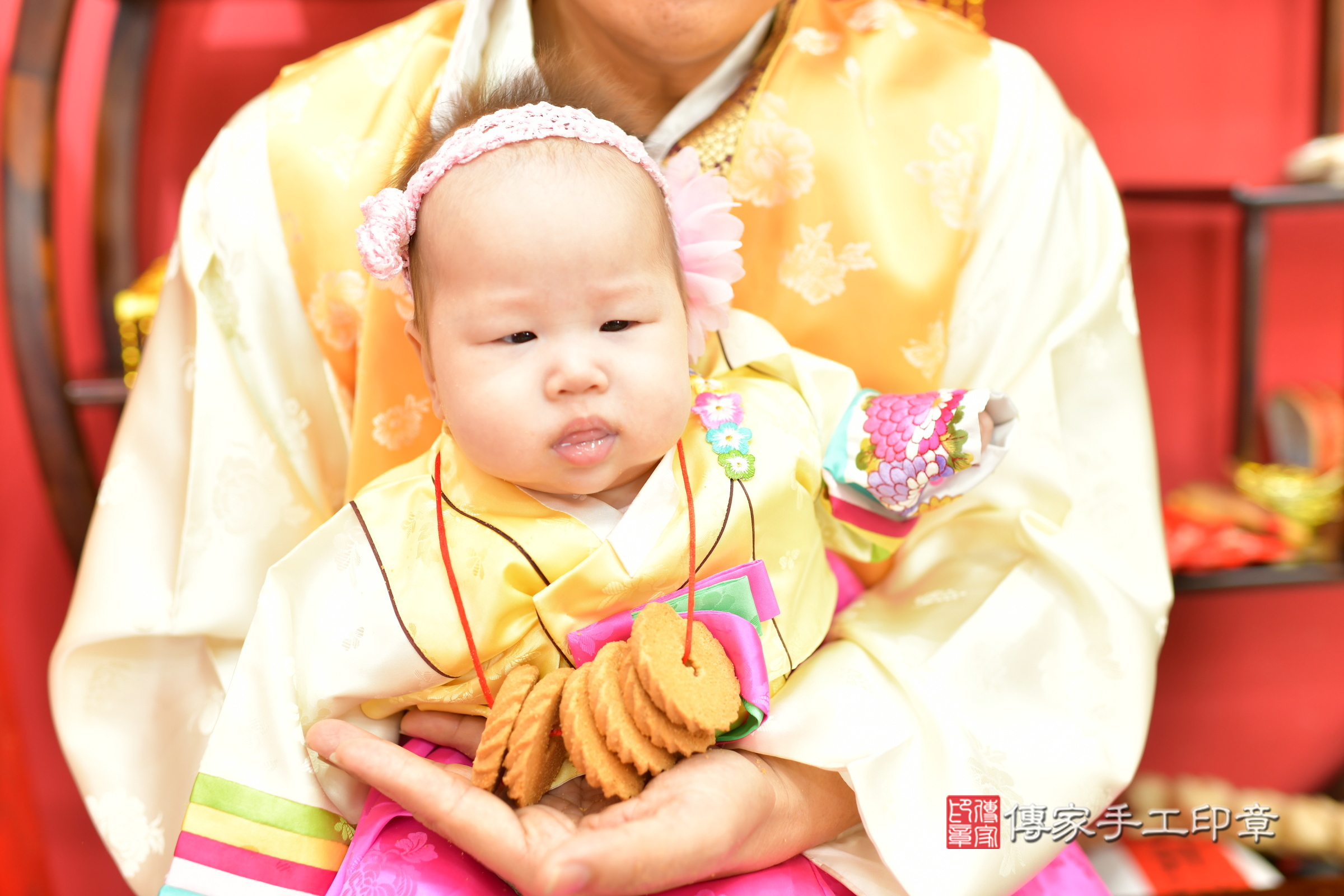 台中市北區小慈寶寶收涎推薦:傳家台中店收涎中國風會場,嬰兒古禮收涎收口水流程儀式、收涎吉祥話、收涎餅乾、收涎拍照。收涎證書。2024.11.17,照片13 台中市北區小慈寶寶收涎推薦:傳家台中店收涎中國風會場,嬰兒古禮收涎收口水流程儀式、收涎吉祥話、收涎餅乾、收涎拍照。收涎證書。2024.11.17,照片13