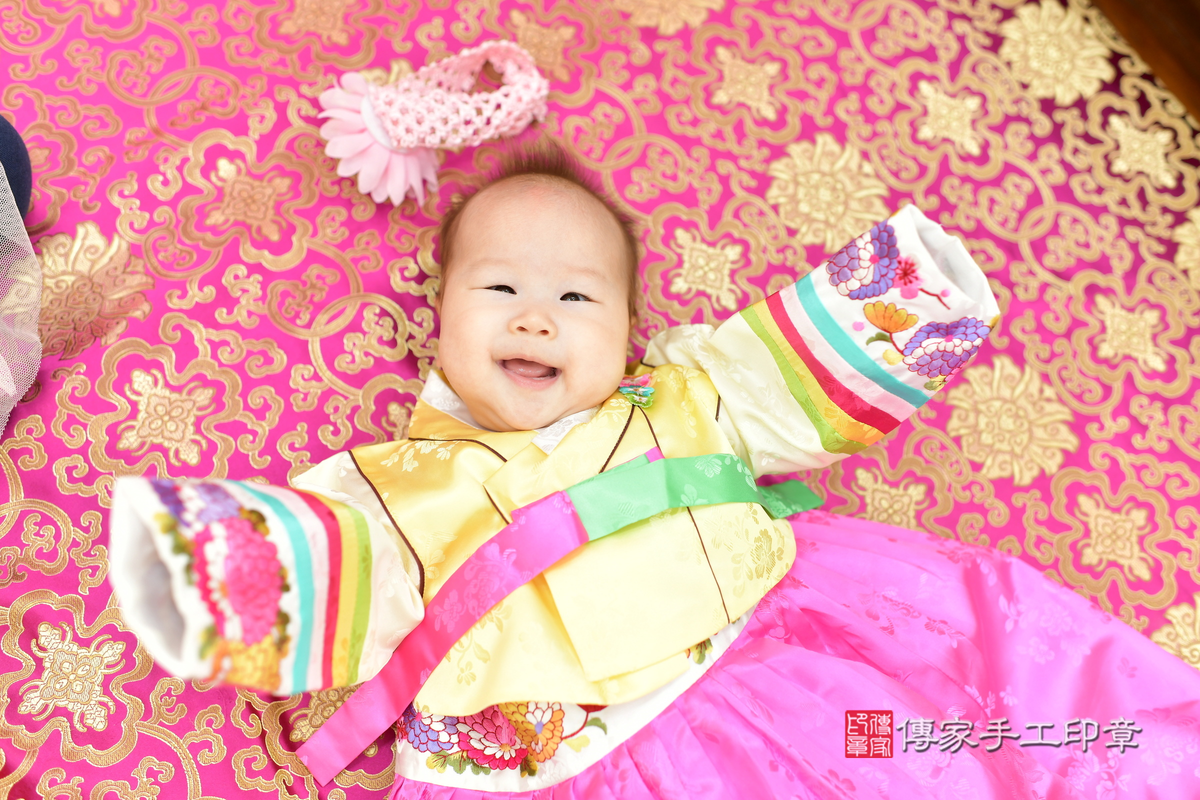 台中市北區小慈寶寶收涎推薦:傳家台中店收涎中國風會場,嬰兒古禮收涎收口水流程儀式、收涎吉祥話、收涎餅乾、收涎拍照。收涎證書。2024.11.17,照片2 台中市北區小慈寶寶收涎推薦:傳家台中店收涎中國風會場,嬰兒古禮收涎收口水流程儀式、收涎吉祥話、收涎餅乾、收涎拍照。收涎證書。2024.11.17,照片2