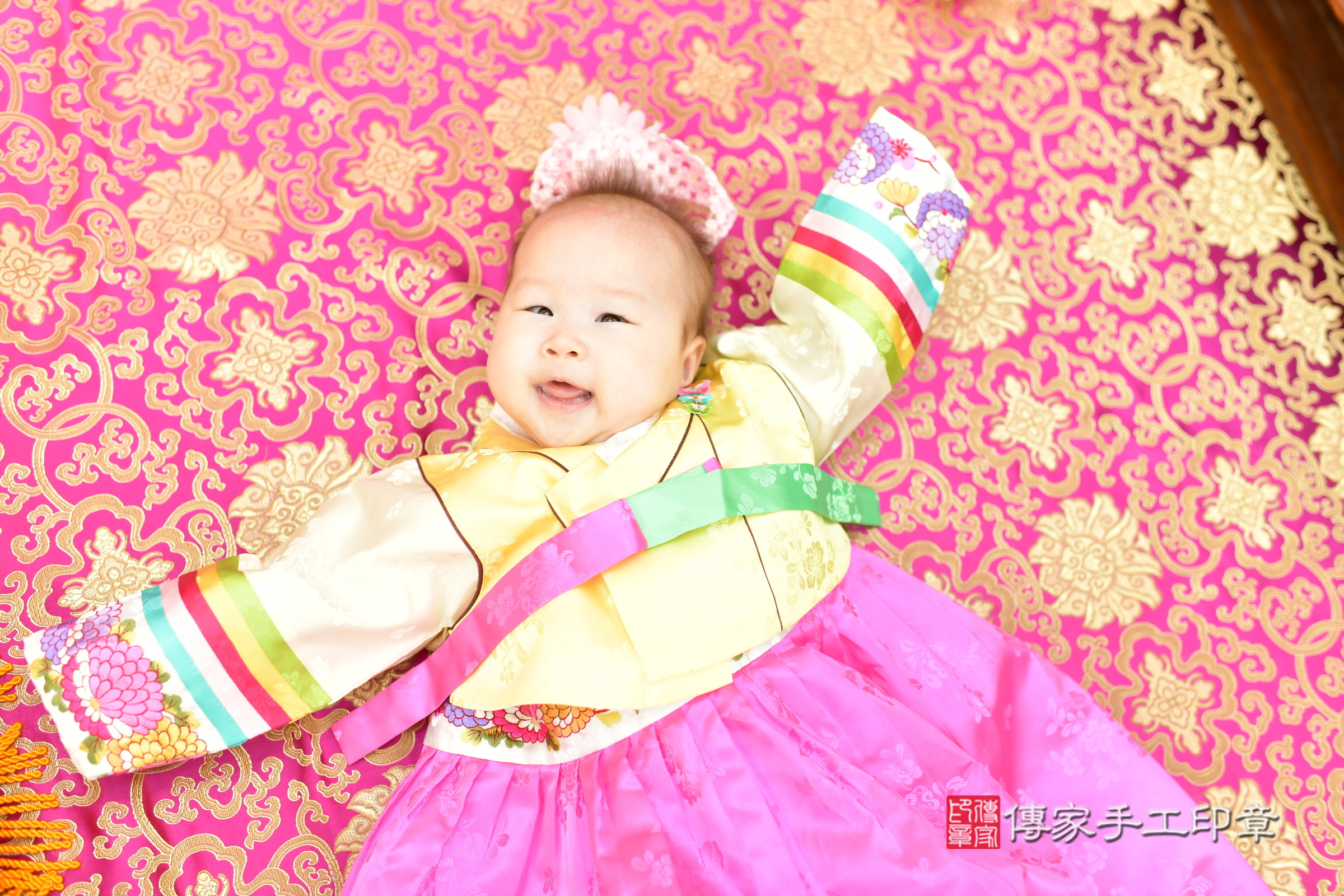 台中市北區小慈寶寶收涎推薦：傳家台中店收涎中國風會場，嬰兒古禮收涎收口水流程儀式、收涎吉祥話、收涎餅乾、收涎拍照。收涎證書。2024.11.17，照片1