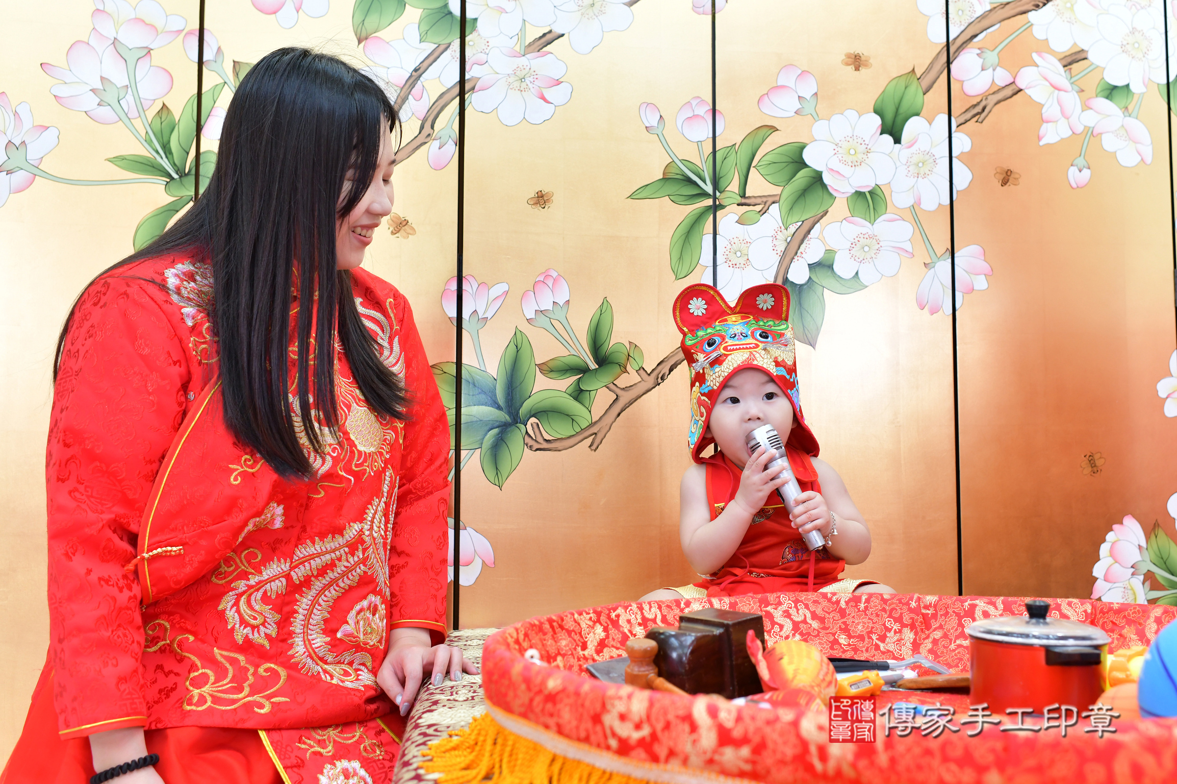 台中市北區澤澤寶寶抓周推薦:傳家台中店抓周度脺中國風會場,嬰兒古禮抓周流程儀式吉祥話、抓周道具物品24種、拍照。抓周證書。2024.11.1,照片7 台中市北區澤澤寶寶抓周推薦:傳家台中店抓周度脺中國風會場,嬰兒古禮抓周流程儀式吉祥話、抓周道具物品24種、拍照。抓周證書。2024.11.1,照片7