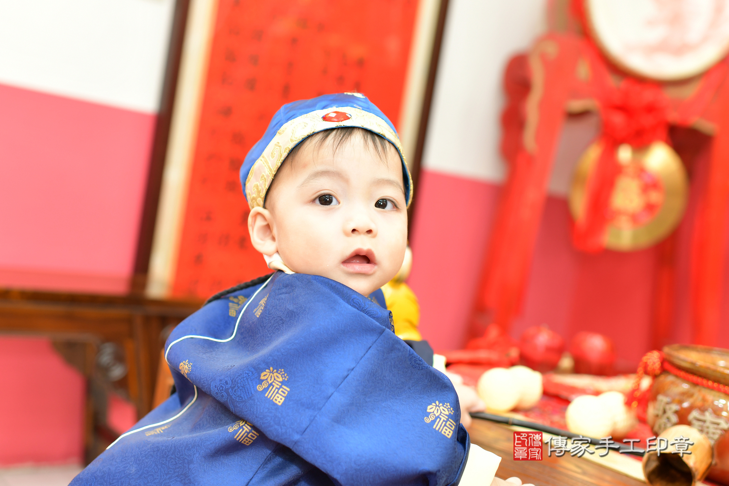 台中市北區鈞鈞寶寶抓周推薦:傳家台中店抓周度脺中國風會場,嬰兒古禮抓周流程儀式吉祥話、抓周道具物品24種、拍照。抓周證書。2024.11.13,照片12 台中市北區鈞鈞寶寶抓周推薦:傳家台中店抓周度脺中國風會場,嬰兒古禮抓周流程儀式吉祥話、抓周道具物品24種、拍照。抓周證書。2024.11.13,照片12