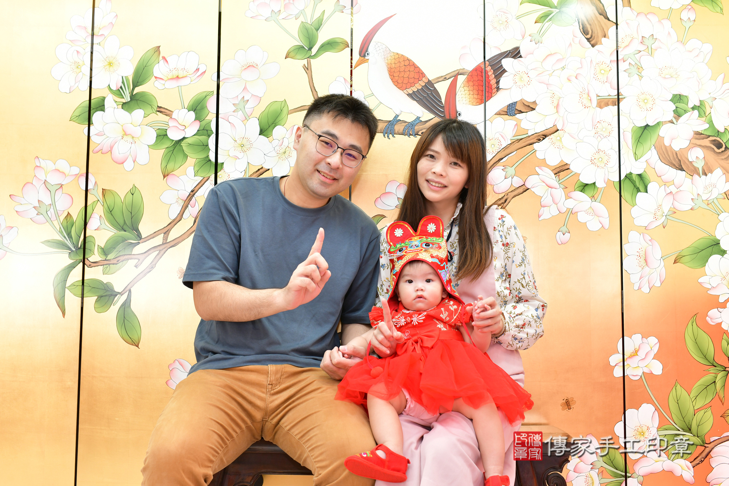 台中市北區蕎蕎寶寶抓周推薦:傳家台中店抓周度脺中國風會場,嬰兒古禮抓周流程儀式吉祥話、抓周道具物品24種、拍照。抓周證書。2024.11.14,照片3 台中市北區蕎蕎寶寶抓周推薦:傳家台中店抓周度脺中國風會場,嬰兒古禮抓周流程儀式吉祥話、抓周道具物品24種、拍照。抓周證書。2024.11.14,照片3