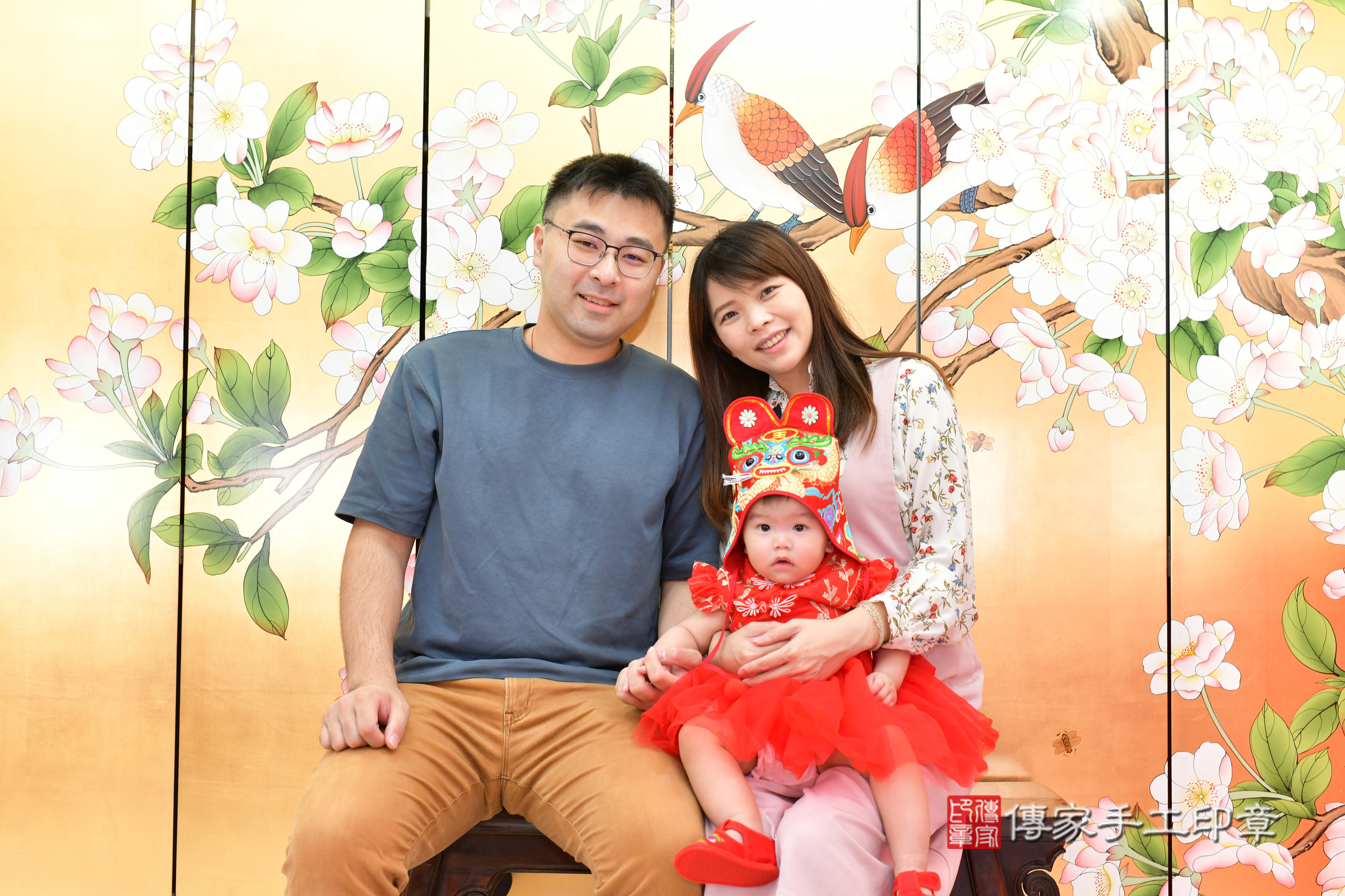 台中市北區蕎蕎寶寶抓周推薦：傳家台中店抓周度脺中國風會場，嬰兒古禮抓周流程儀式吉祥話、抓周道具物品24種、拍照。抓周證書。2024.11.14，照片1