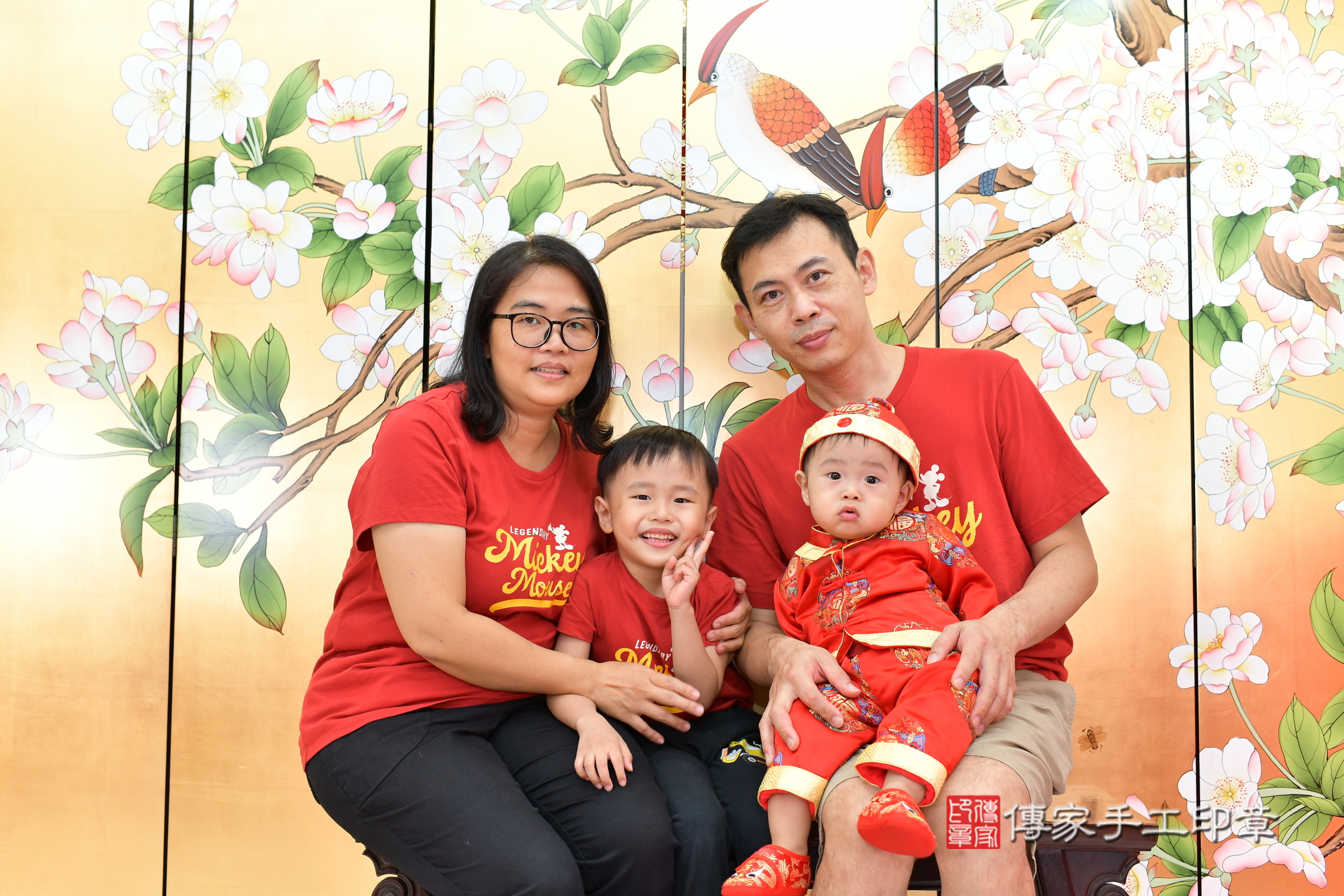 台中市北區小倫寶寶抓周推薦：傳家台中店抓周度脺中國風會場，嬰兒古禮抓周流程儀式吉祥話、抓周道具物品24種、拍照。抓周證書。2024.11.15，照片1